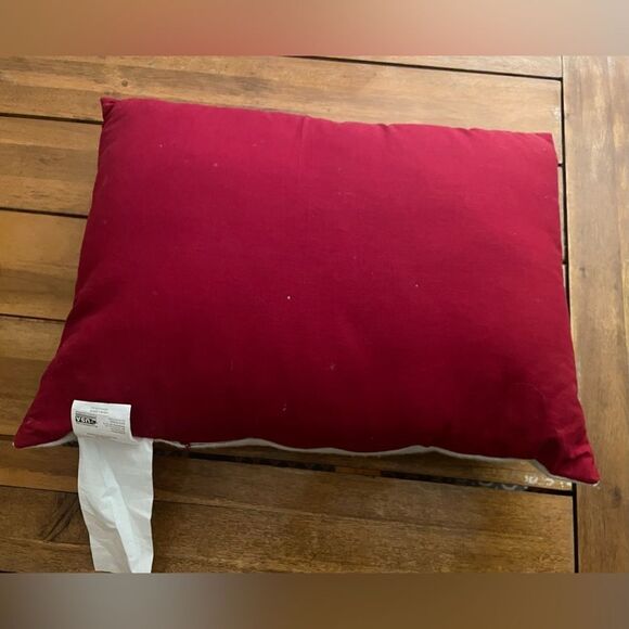 Mainstays Christmas Village Oblong Decorative Throw Pillow 14 inch x 20 - Picture 2 of 6